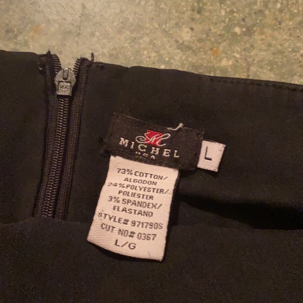 Skirt - Picture 2 of 2